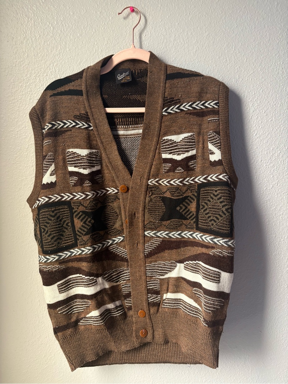 Brown Patterned Knit Vest - Brown/White